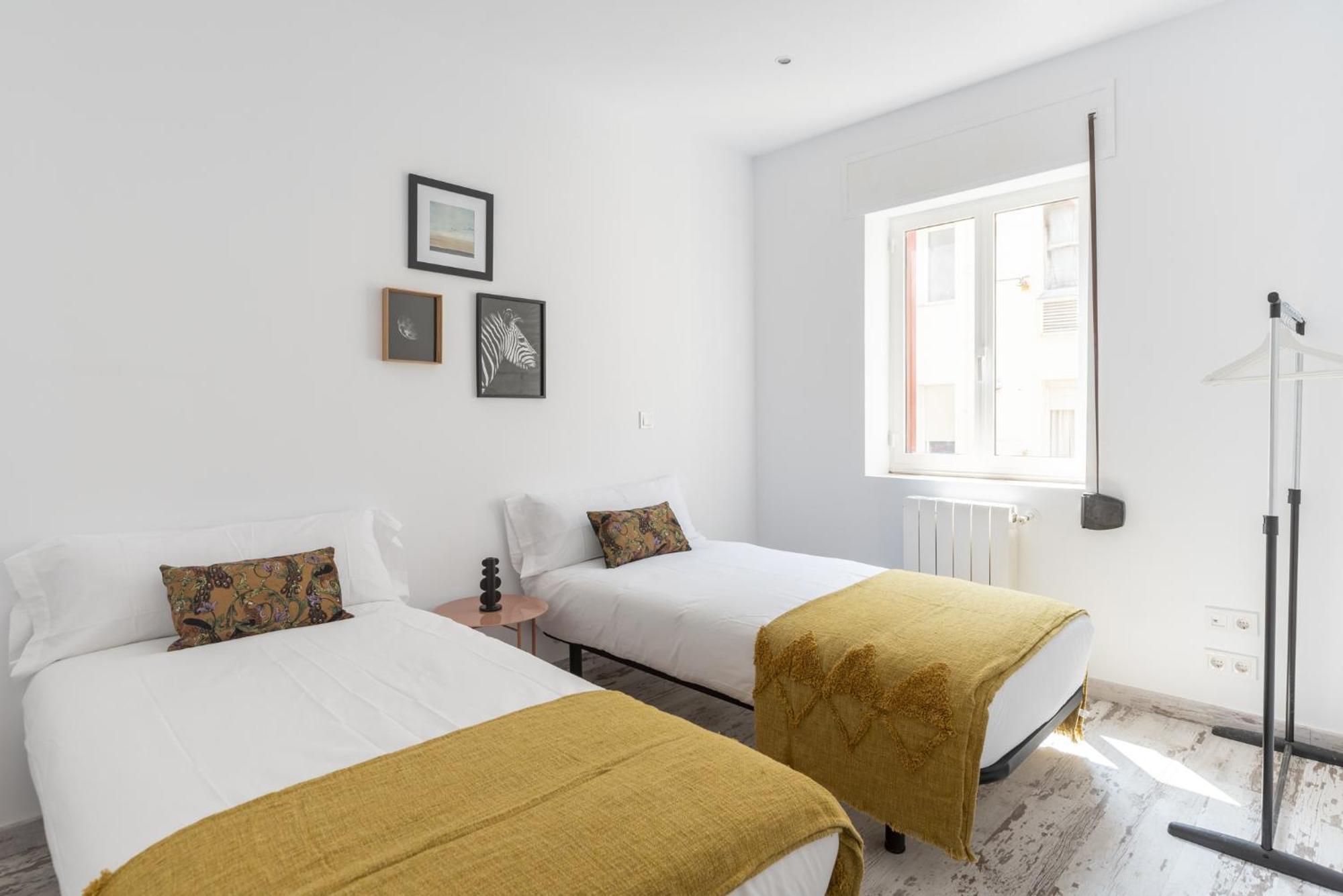 Apartamento De 4 Habitaciones En El Centro 산탄데르 외부 사진